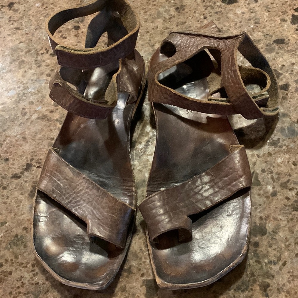 Custom hand made CYDWOQ Sandals